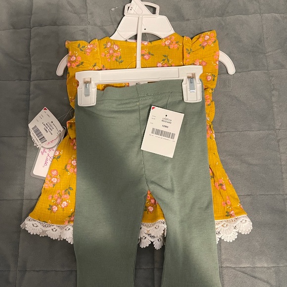 Baby set - Picture 2 of 3